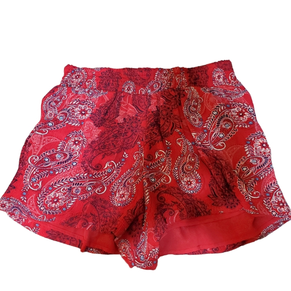 Knox Rose | Red Hankerchief Paisley Lined Shorts Medium